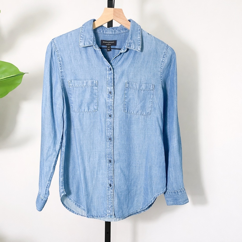 Banana Republic Shirt Womens XS Lyocell Chambray Button Front Boyfriend Fit